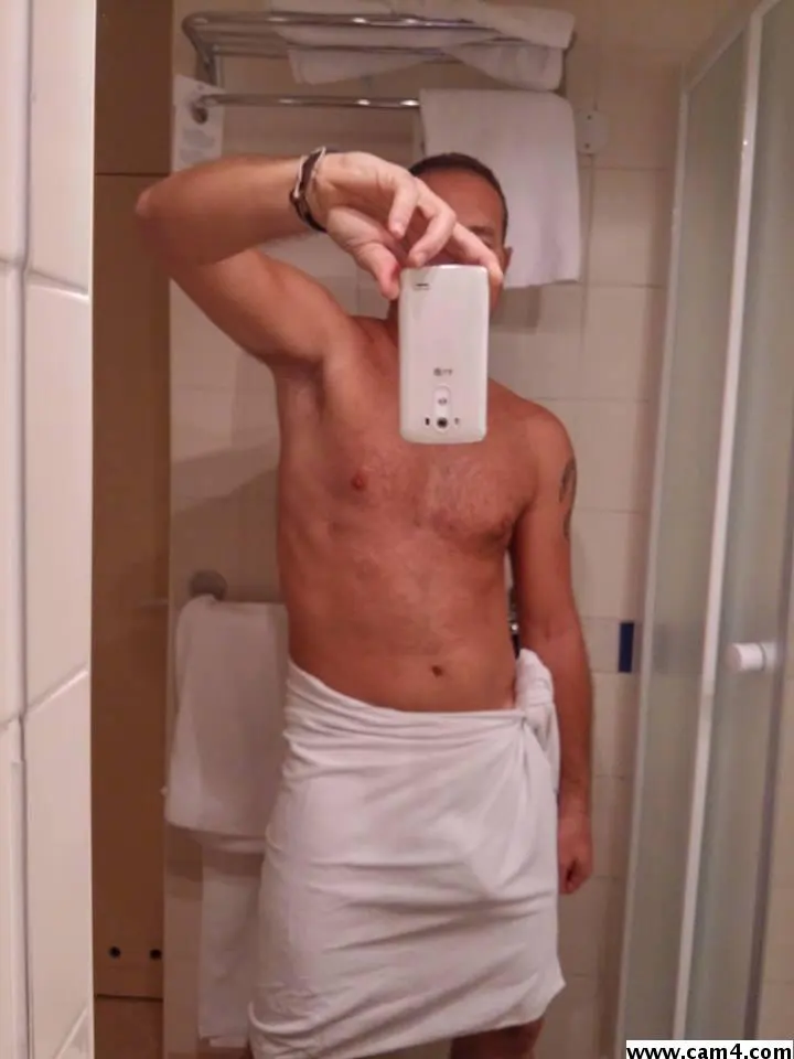Leoon_74 image 0